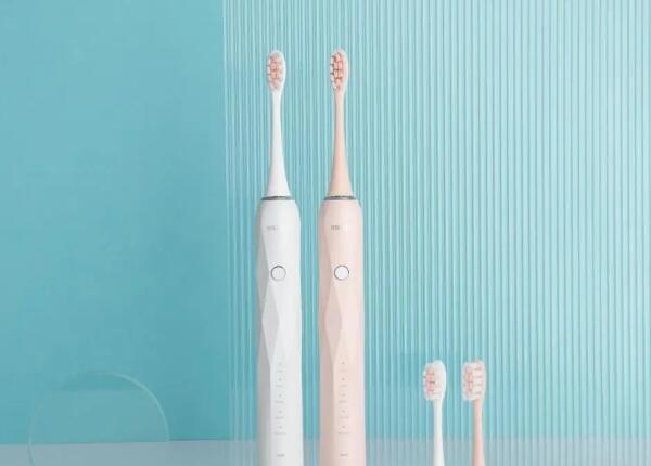 電動牙刷價(jià)格低的影響因素有哪些？刷博士為您盤點(diǎn)